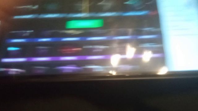 открываю кейсы в симуляторе кейсов