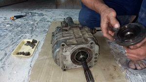 Ремонт коробки газель. Часть 1: Разборка, дефектовка