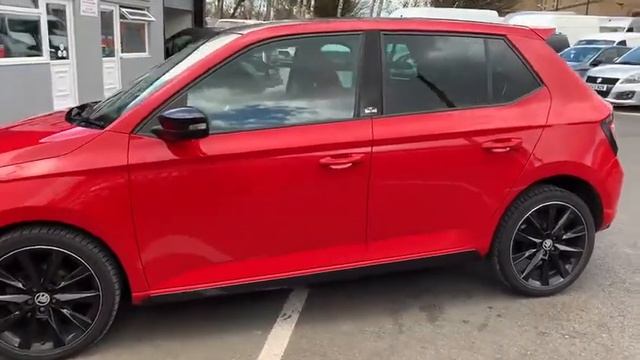 Skoda Fabia смотреть онлайн