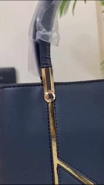 2-in-1 Bag for Her смотреть онлайн