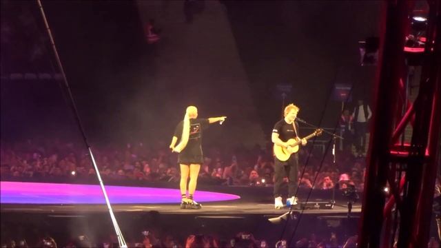 Ed Sheeran ft Anne Marie - 2002 @ Wembley Stadium, London 30/06/22 смотреть онлайн