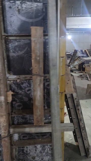 Construction field - Topdown method Corewall vertical joint formwork with hunch for casting further смотреть онлайн