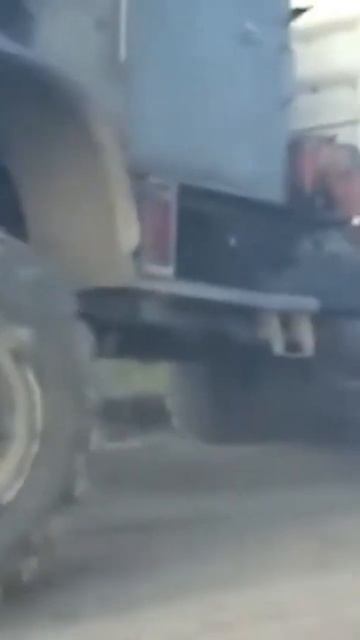 MONSTERTRUCK #kraz тащит в гору краз смотреть онлайн