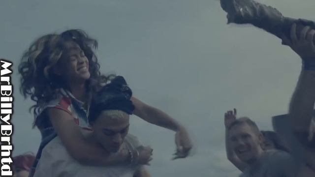 Rihanna | Talk That Talk [Promo Video] смотреть онлайн