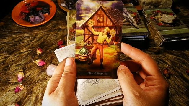Chọn tụ Tarot | Ai là người bạn sẽ kết hôn? | TÓC XÙ Tarot смотреть онлайн