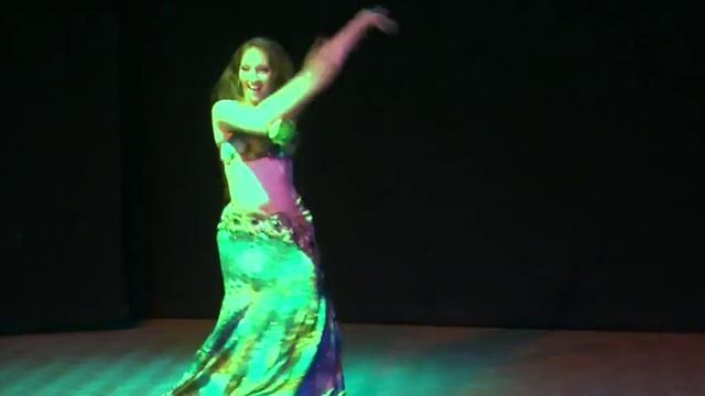Julia Gorbanov at "Coffee and Wine" belly dance show смотреть онлайн
