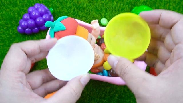 Satisfying Video ASMR l Mixing Candy Tomato Baby in Magic Bathtub With Pet Corgi & Fruits смотреть онлайн