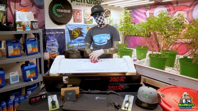 HLG 350R LED GROW LIGHT UNBOXING VIDEO (MADMANPLANT.COM) смотреть онлайн