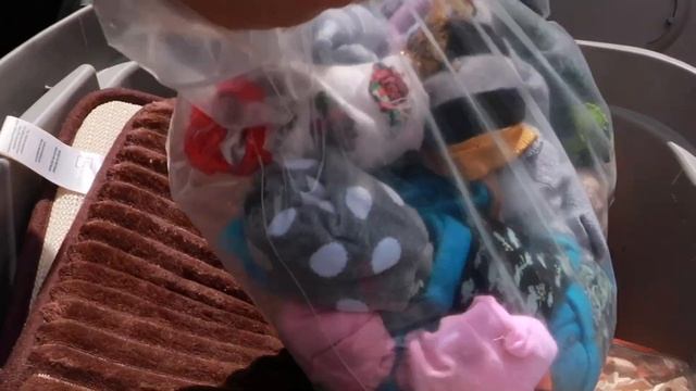 We Bought An Abandoned Storage Unit Locker And FOUND MONEY INSIDE!! смотреть онлайн