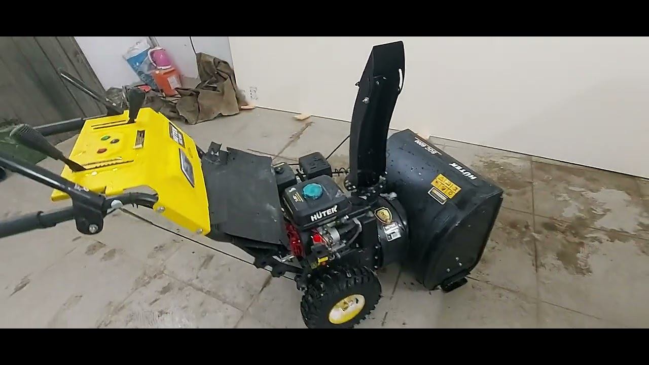 Каждому пользователю Снегоуборочной Машины фирмы HuTeR и не только #снегоуборщик смотреть онлайн