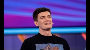 На Александра Гудкова написали донос за пародийный клип «Я узкий»