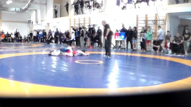 Первенство ЮФО по греко-римской борьбе среди юношей до 18 лет, 28.01.2025 года в г. Батайск-4 смотреть онлайн