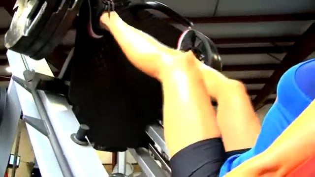 Ashley Kaltwasser Road to the OLYMPIA Leg Workout! смотреть онлайн