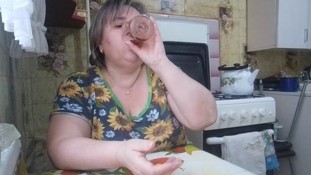 За утренним кофе о житие-бытие с бабой Валей. смотреть онлайн