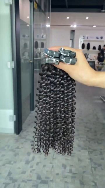 KINKY CURLY TAPE INS HAIR EXTENSIONS смотреть онлайн