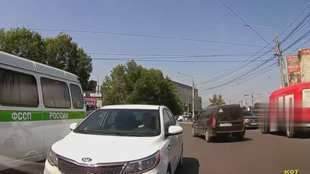 ВОДЯТЛЫ НА ВСТРЕЧКЕ смотреть онлайн