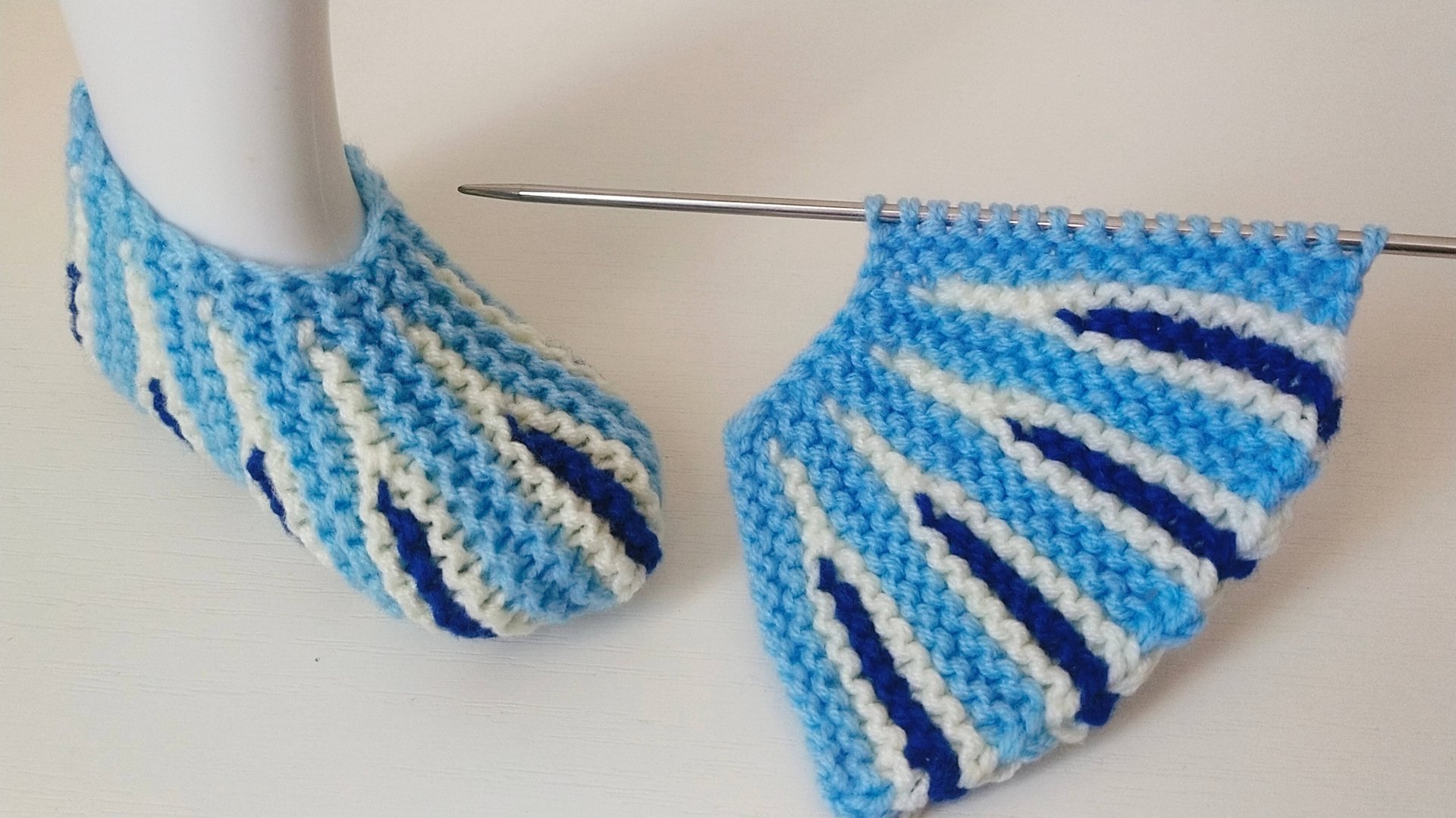 Простейший способ вязания пинеток спицами смотреть онлайн