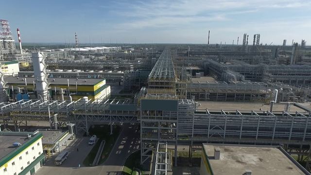 6045579_Aerial_Oil_3840x2160
