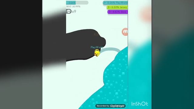 Играю в игру под названием Paper.io 2 смотреть онлайн