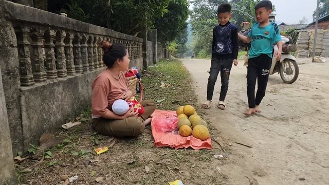 Single Mother | Harvesting Grapefruit To Sell, Taking Care Of, And Cooking For Children