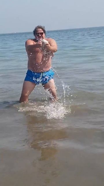 Фейковая ловля ската в Индийском океане смотреть онлайн