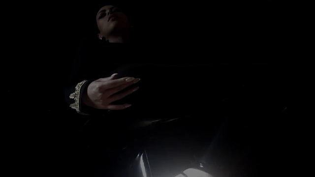 LOOM –  By Dominatrix Iris