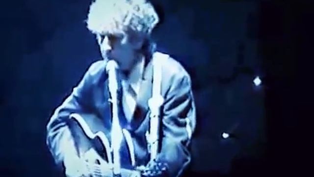 Bob Dylan - Visions Of Johanna - Live - Rare Performance. Fantastic. -Bob Dylan^^?