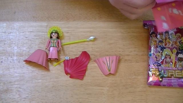 Playmobil 5459 Series Six Blind Bag Figure opening смотреть онлайн