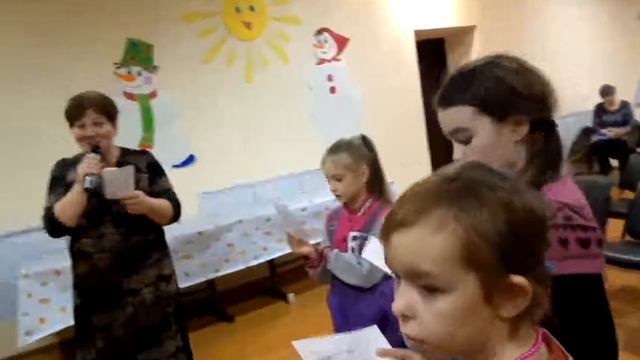 В ГОСТЯХ АНСАМБЛЬ ТОПОЛЯ смотреть онлайн