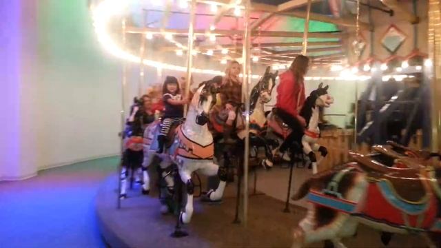 On the Moving Horse on the Carousel смотреть онлайн