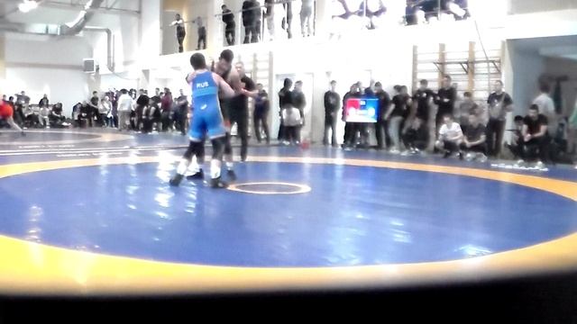 Первенство ЮФО по греко-римской борьбе среди юношей до 18 лет, 28.01.2025 года в г. Батайск-9 смотреть онлайн