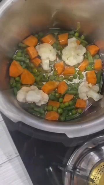Mix Veg Curry | Healthy Recipe | #shorts #healthy #mixvegrecipe #food #nooilrecipe #yummy #curry смотреть онлайн