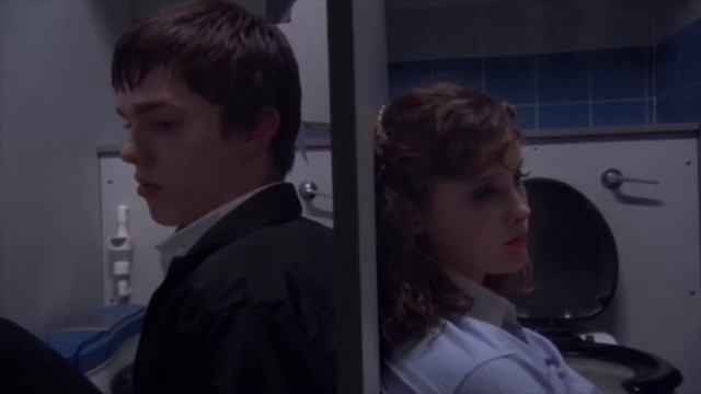 Gravity | Skins Couples смотреть онлайн