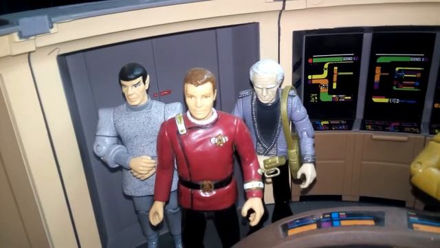 Star Trek TNG Bridge Playset revision PLAYMATES смотреть онлайн