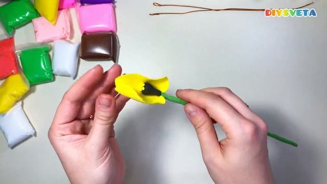 Живые тюльпаны из воздушного пластилина #видеоуроки #изо #легко #little #дети #diy #идеиподарков смотреть онлайн