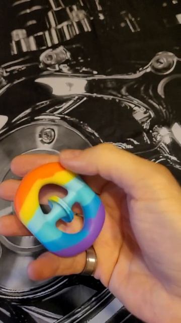 СНЭППЕРС ИГРУШКА АНТИСТРЕСС Snapperz смотреть онлайн