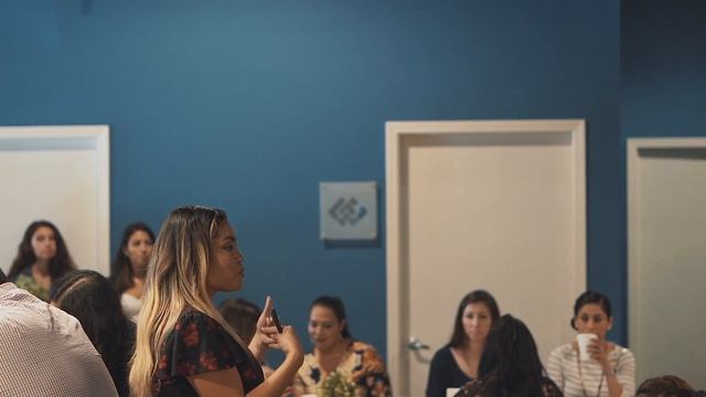 Waffle Wednesday | Yirla Gonzalez Nolan смотреть онлайн