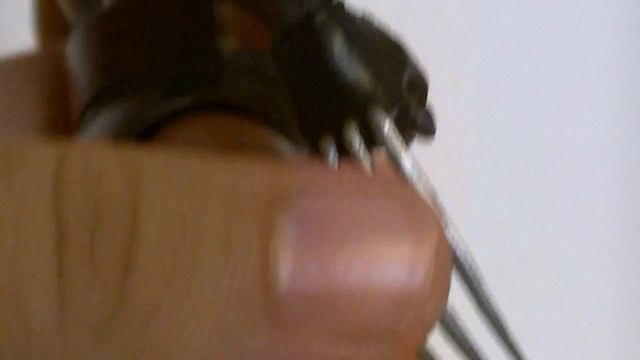 Marvel Select WOLVERINE BROWN UNIFORM Costume Action Figure Review Recensione Ita смотреть онлайн