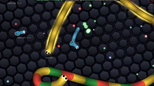 Бесплатные боты для slither.io смотреть онлайн