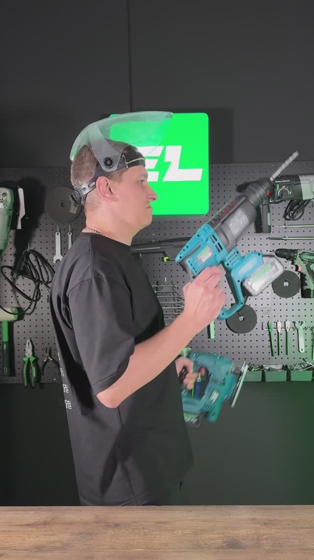 Аккумуляторный инструмент VS Электрический инструмент А что выбираешь ты?? #инструмент #аккумулятор смотреть онлайн