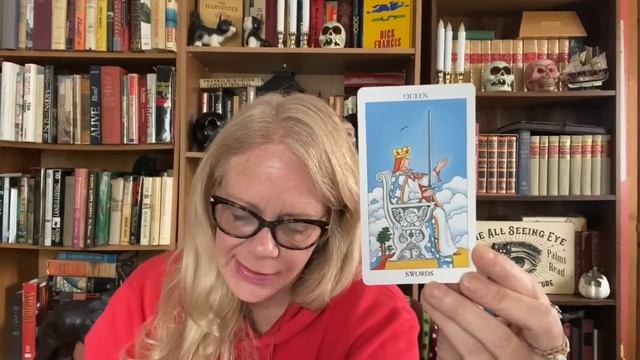 Tarot Study Queen of Swords смотреть онлайн