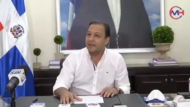 Mira la manera en que Abel Martinez Critico el primer años del gobierno de Luis Abinader смотреть онлайн