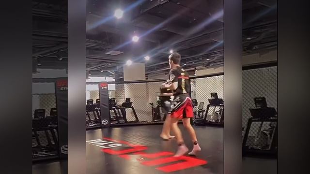 Просьба от Чоршанбе Чоршанбиева и Ударная Тренировка от URJ TEAM Ноябрь 2021 смотреть онлайн