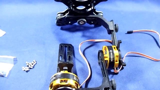 DYS 2 Axis Camera Build Part 2 смотреть онлайн