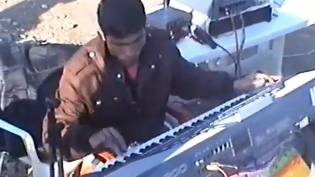 Ali Kardeşler Saz Grubu 02 Piyanist WELAT смотреть онлайн
