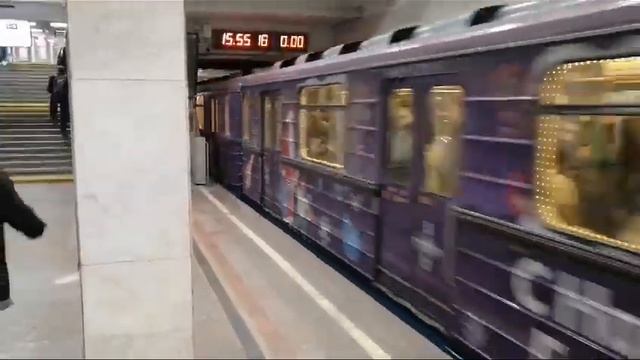 Последний день новогоднего Ежа смотреть онлайн