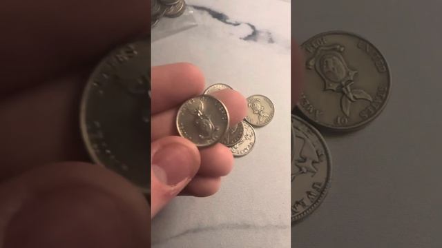 Huge coin haul! Tons of silver:) part 1/2 смотреть онлайн