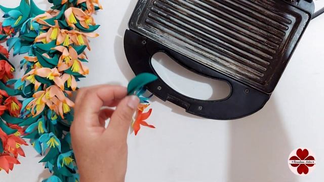 COMPLEMENTO, EM E.V.A, SEM FRISADOR, PARA ARRANJOS смотреть онлайн