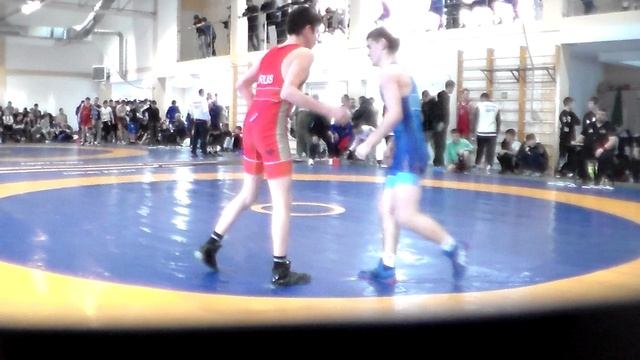 Первенство ЮФО по греко-римской борьбе среди юношей до 18 лет, 28.01.2025 года в г. Батайск-6 смотреть онлайн