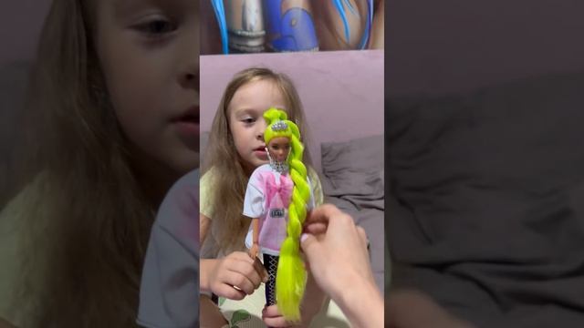 Распаковка Barbie EXSTRA смотреть онлайн